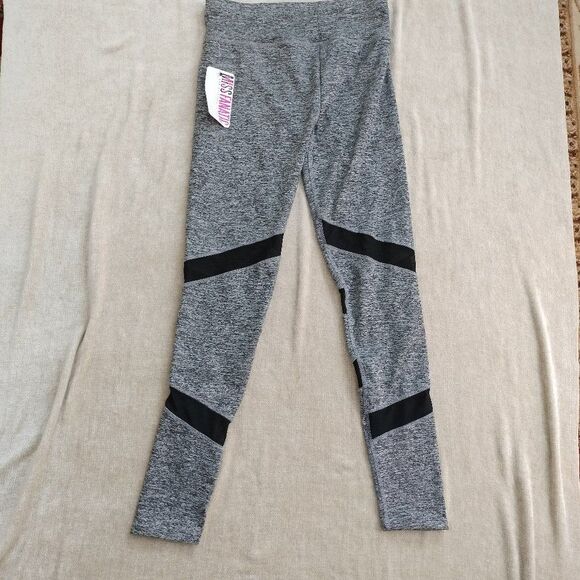 NWT Penn State Grey and Black Yoga Mesh Panel Leggings Size M - Picture 2 of 8